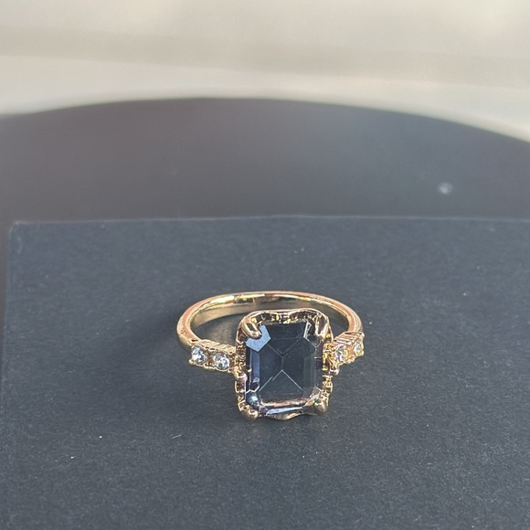 Ring size 6 - Picture 5 of 5